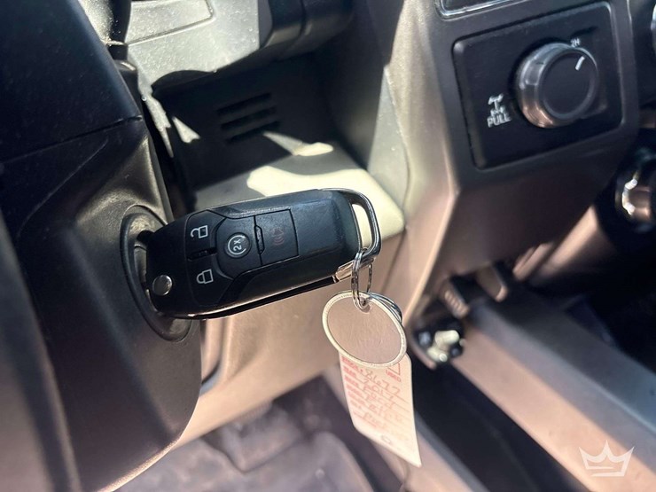 2017-ford-f150-image-22