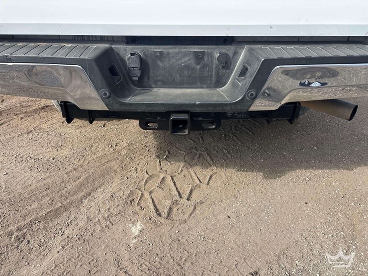 2022-ford-f250-image-11