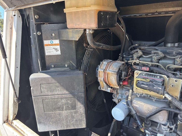 2005-doosan-p185wdz-t4f-image-12