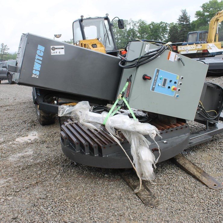 PLASTIC WRAP MACHINE 6745