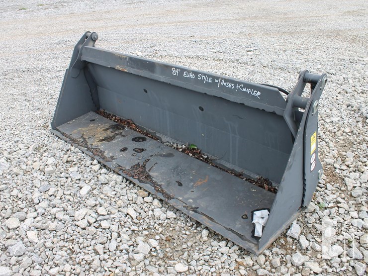 euro-style-bucket-image-1