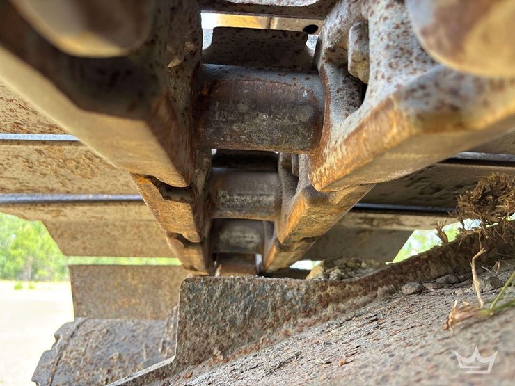 2017-deere-210g-image-45