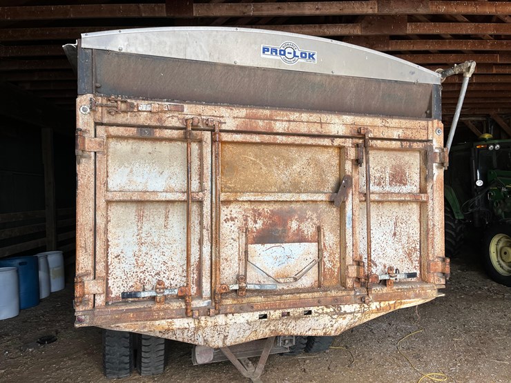 1975-ih-1700--grain-truck-image-7