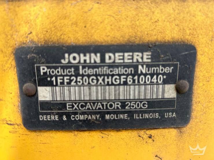 2016-deere-250g-lc-image-5