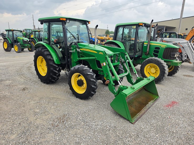 2009-john-deere-5101e-image-1