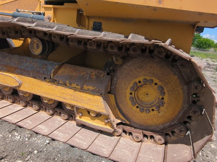 2023-deere-650-lgp-image-12