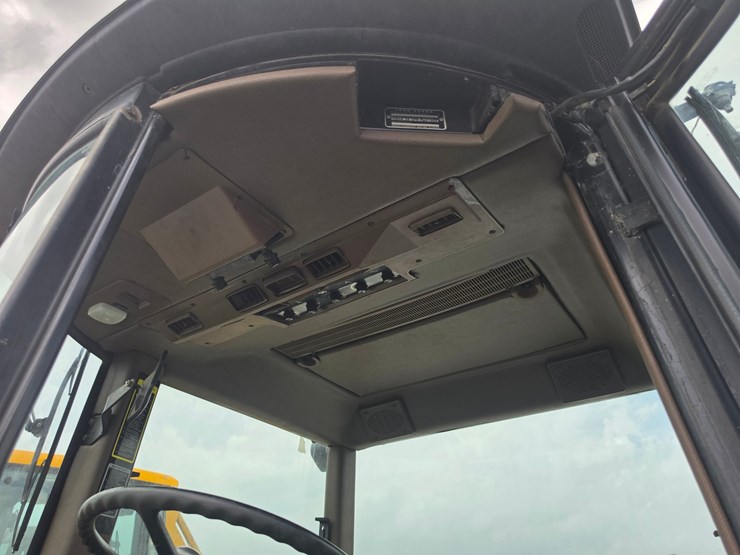 1992-john-deere-2355-image-15