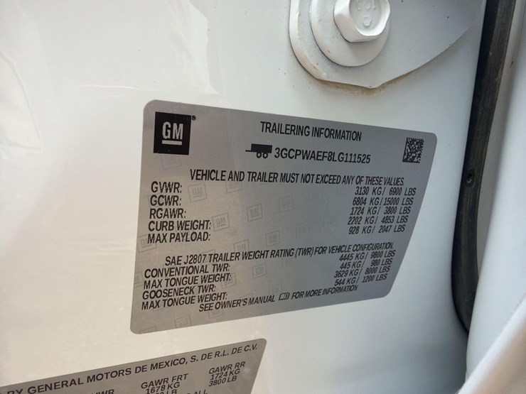 2019-chevrolet-1500-image-15