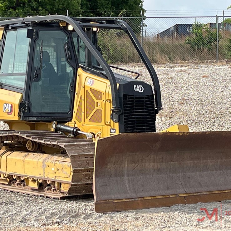 2022 CATERPILLAR D3