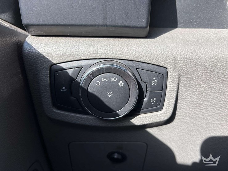 2015-ford-f150-image-17