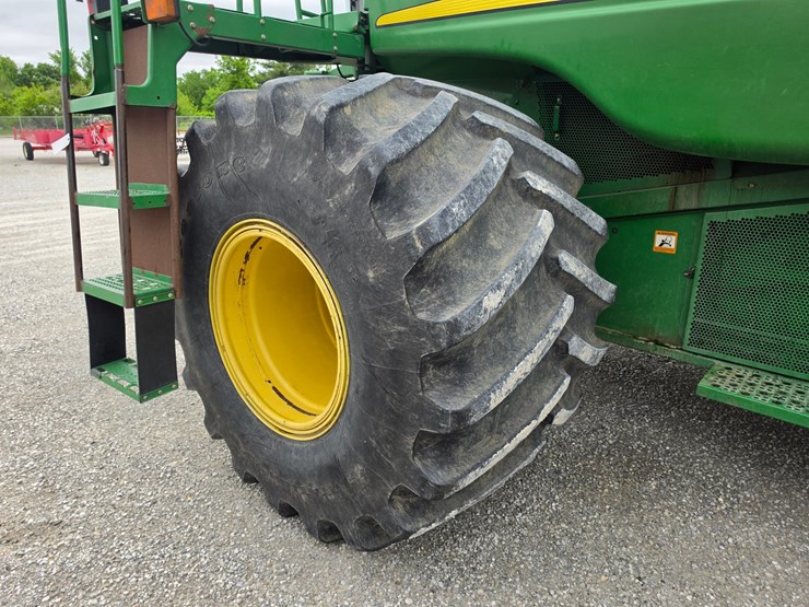 2004-john-deere-9660-sts-image-14