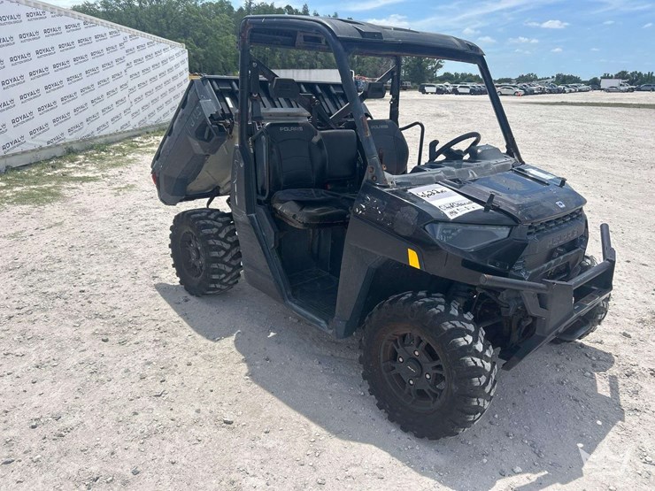 2023-polaris-ranger-image-2