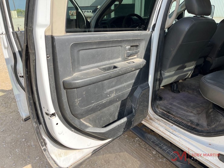 2018-ram-3500-hd-image-31