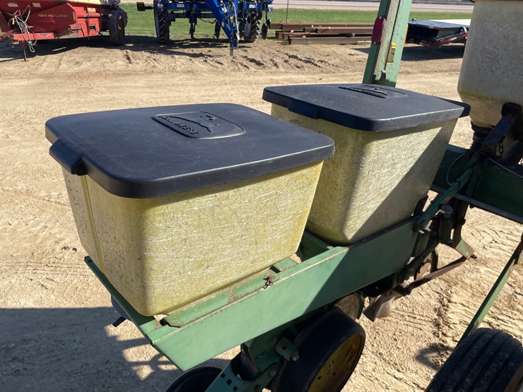 john-deere-7000-image-26