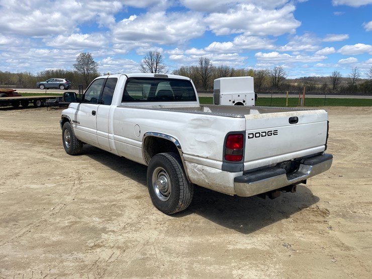 2001-dodge-ram-2500-image-7