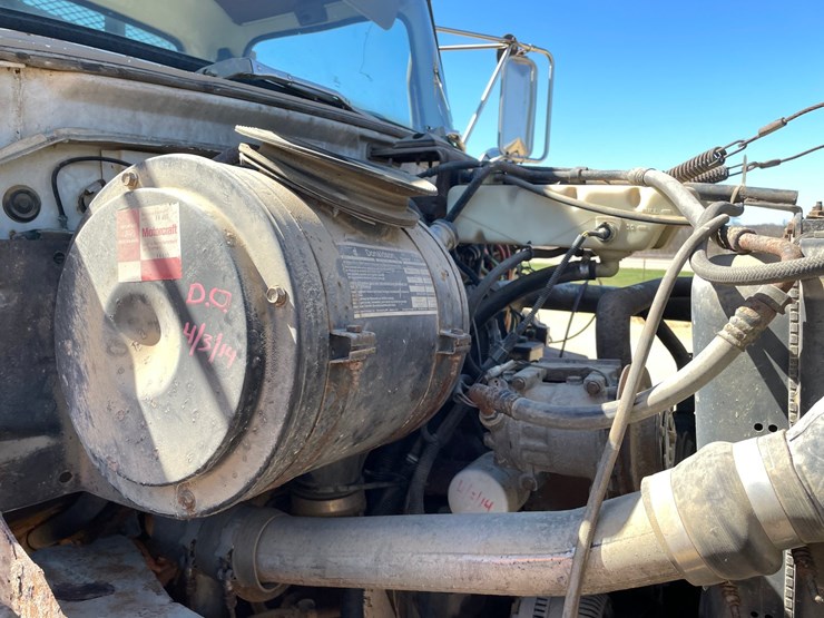 1994-ford-l8000-image-78