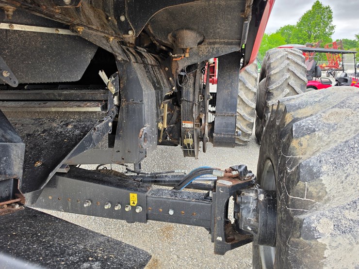 2011-case-ih-7120-image-21