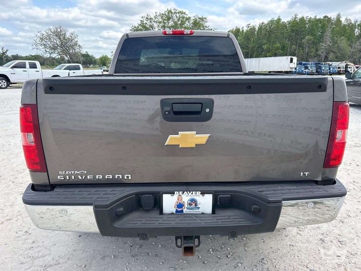 2013-chevrolet-silverado-1500-image-24
