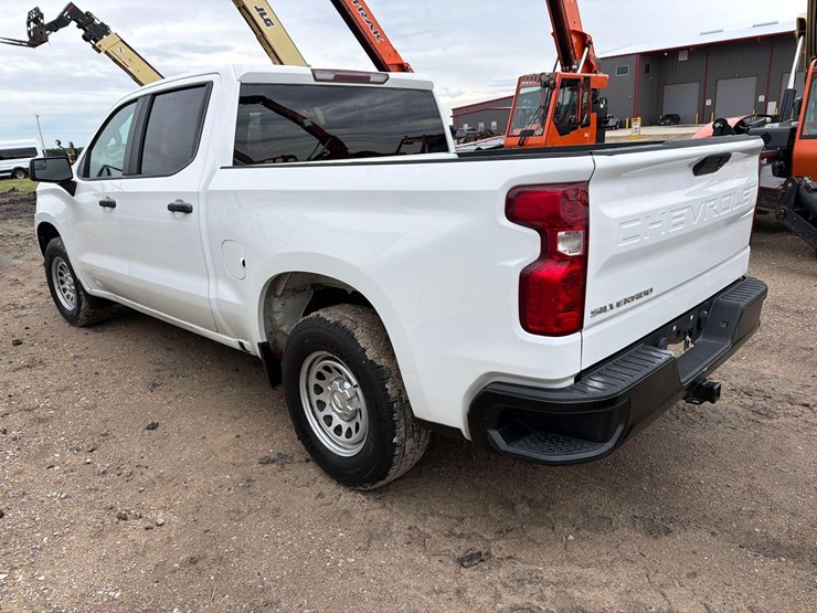 2019-chevrolet-1500-image-5