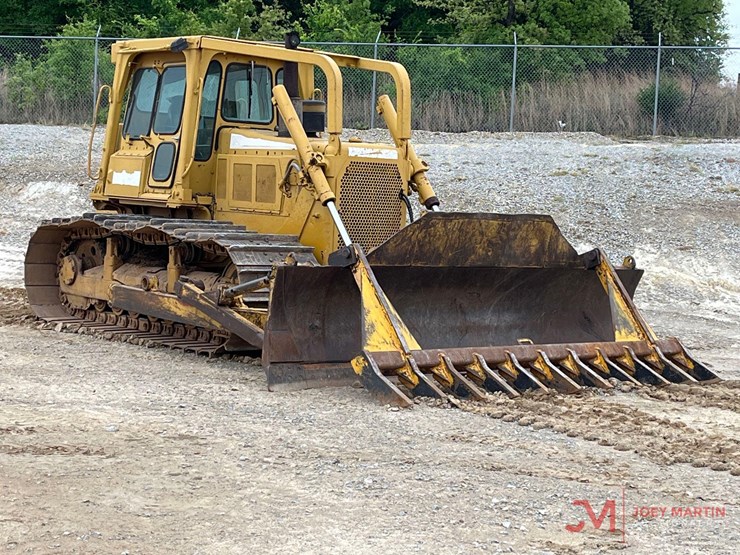 caterpillar-d6d-image-1