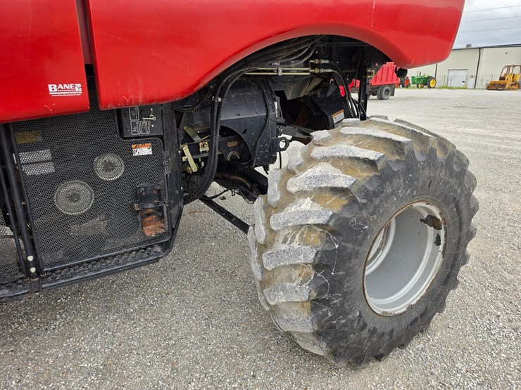 2011-case-ih-7120-image-14