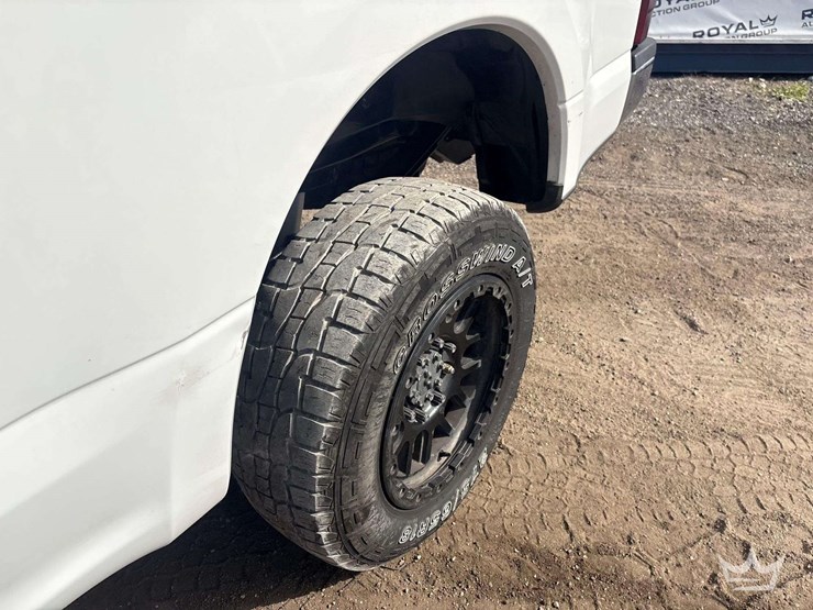 2022-ford-f250-image-14