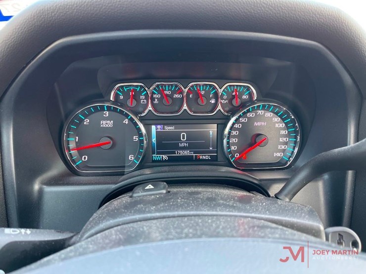 2019-chevrolet-silverado-1500-image-8