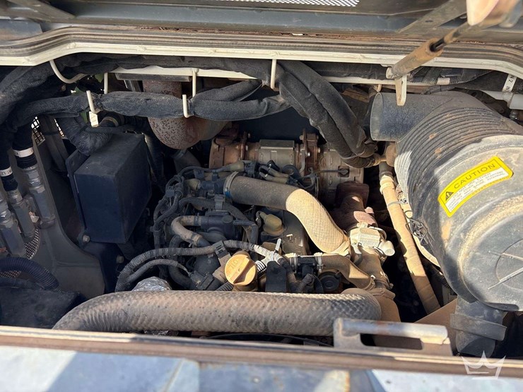 2020-takeuchi-tl10v2-image-7