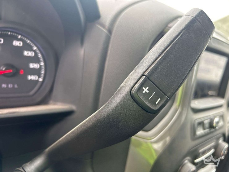 2022-chevrolet-silverado-1500-image-15