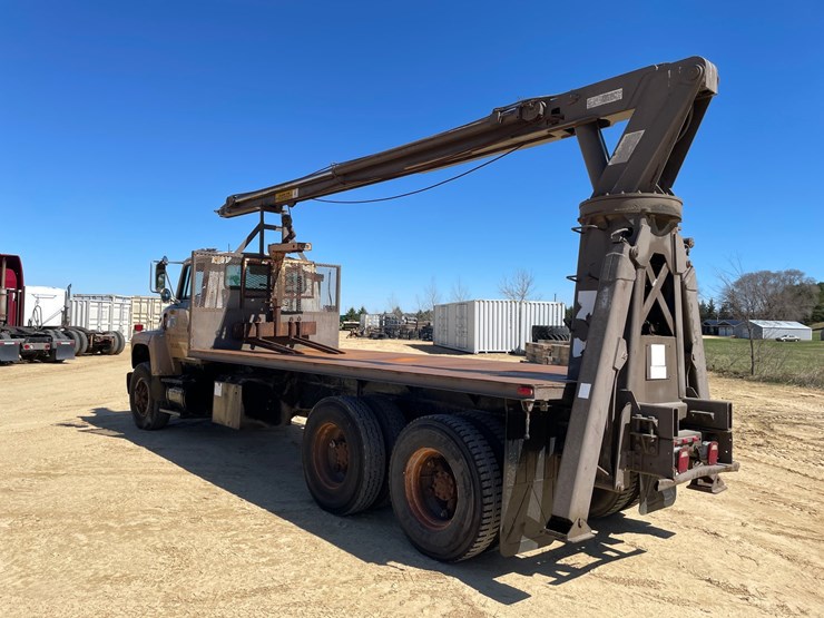 1994-ford-l8000-image-7