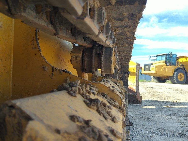 2022-deere-450-lt-image-9