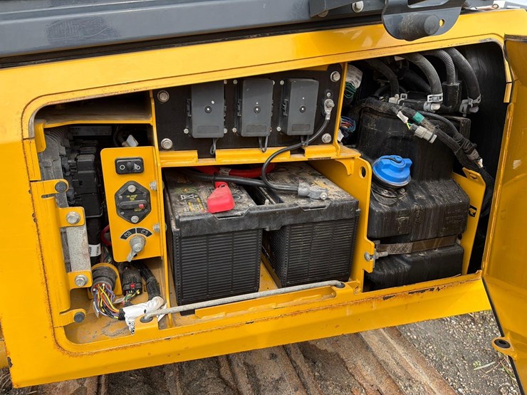 2024-deere-650-lgp-image-23