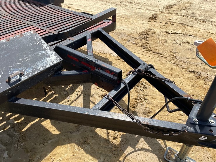 #2012-•-12'-skid-steer-trailer-(no-title)-image-24