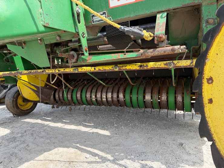 john-deere-535-image-4