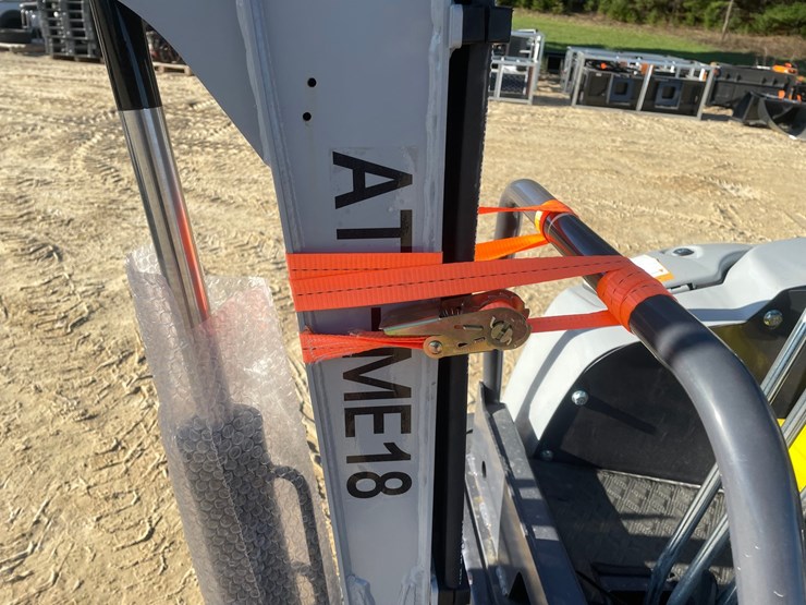 #1087-•-new-atspower-me18-mini-excavator-image-9
