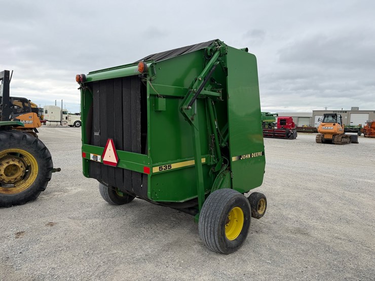john-deere-535-image-8