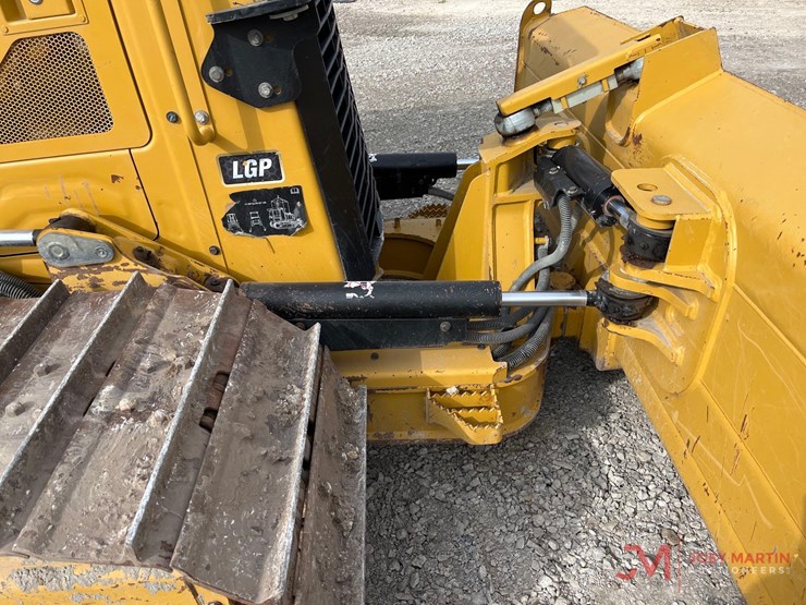 2022-caterpillar-d3-image-12