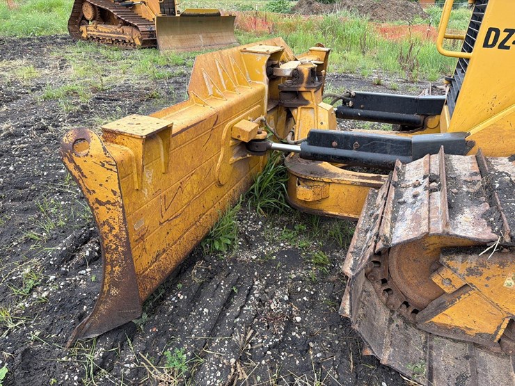 2016-caterpillar-d6n-lgp-image-10