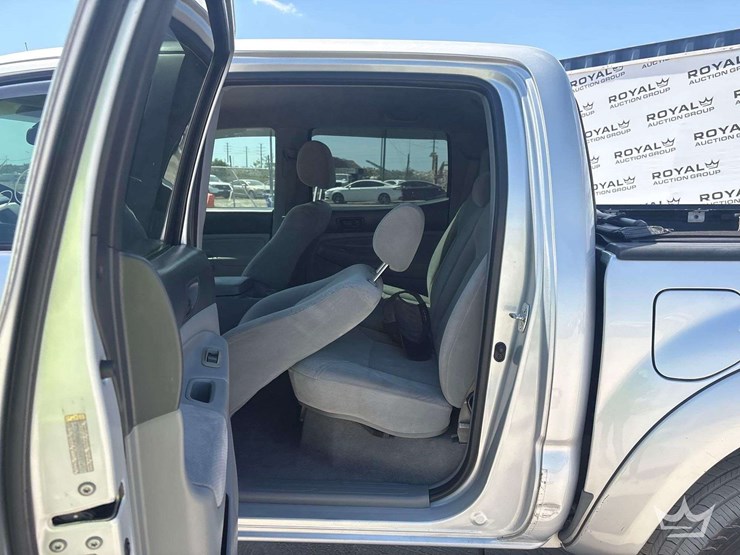 2006-toyota-tacoma-image-22