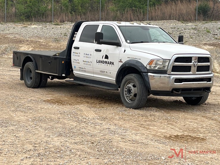 2014-ram-5500-heavy-duty-flat-bed-truck-image-1