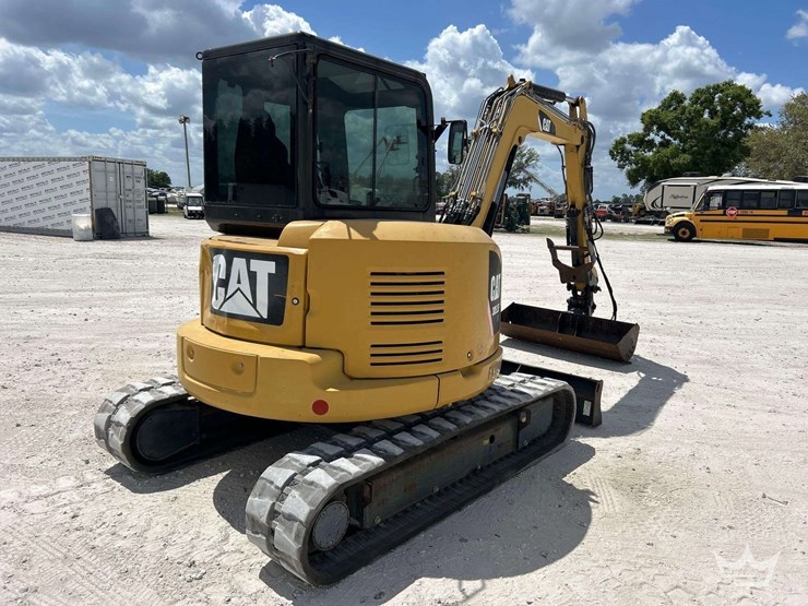 2013-caterpillar-305.5e-image-3