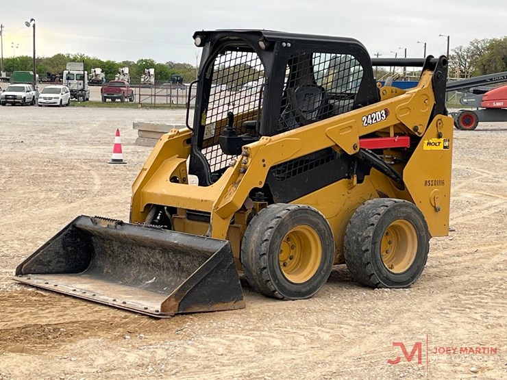 caterpillar-242d3-image-6