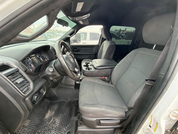2022-dodge-3500-image-20