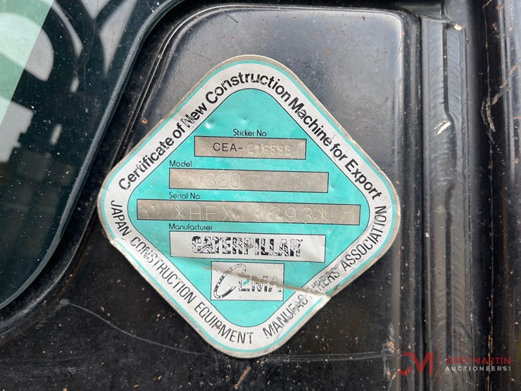 caterpillar-320-image-16