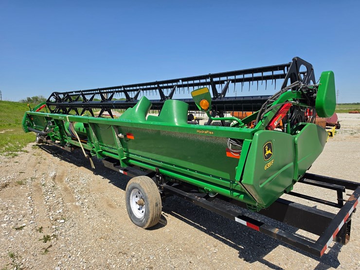 2015-john-deere-635f-image-5