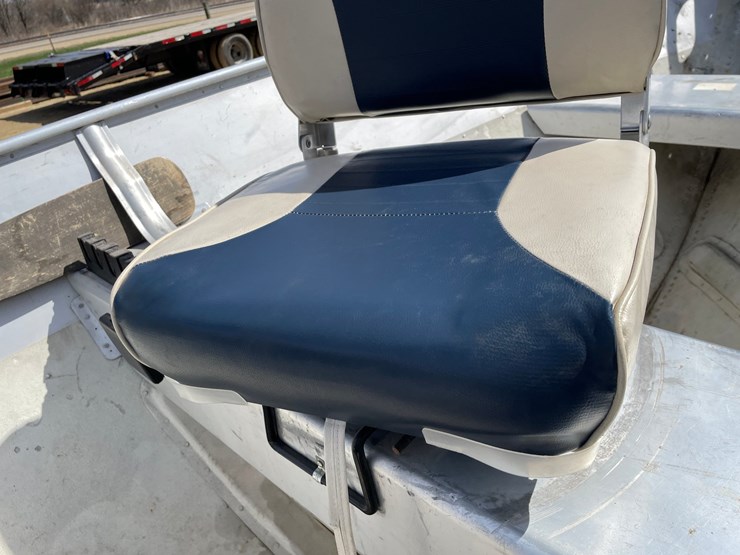 #2002-•-1979-14'-alumicraft-f7-boat-(sells-with-bill-of-sale-only)-image-34