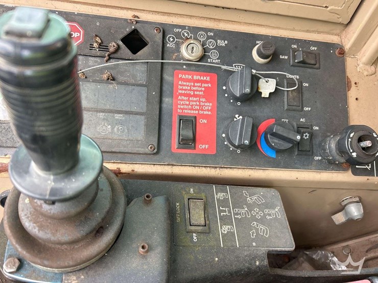 1996-deere-643d-image-19