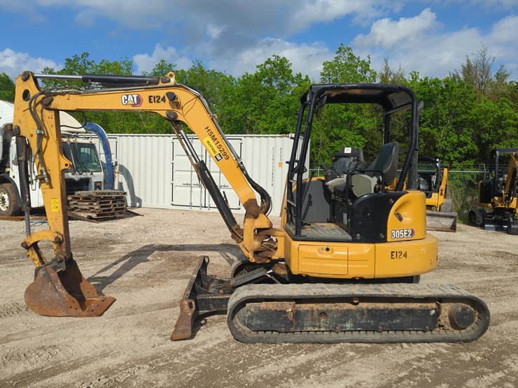2021-caterpillar-305e2-image-1