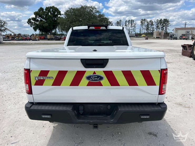 2017-ford-f150-image-21