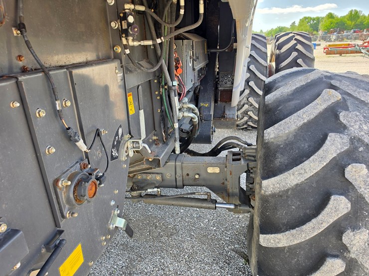 2013-massey-ferguson-9560-image-20